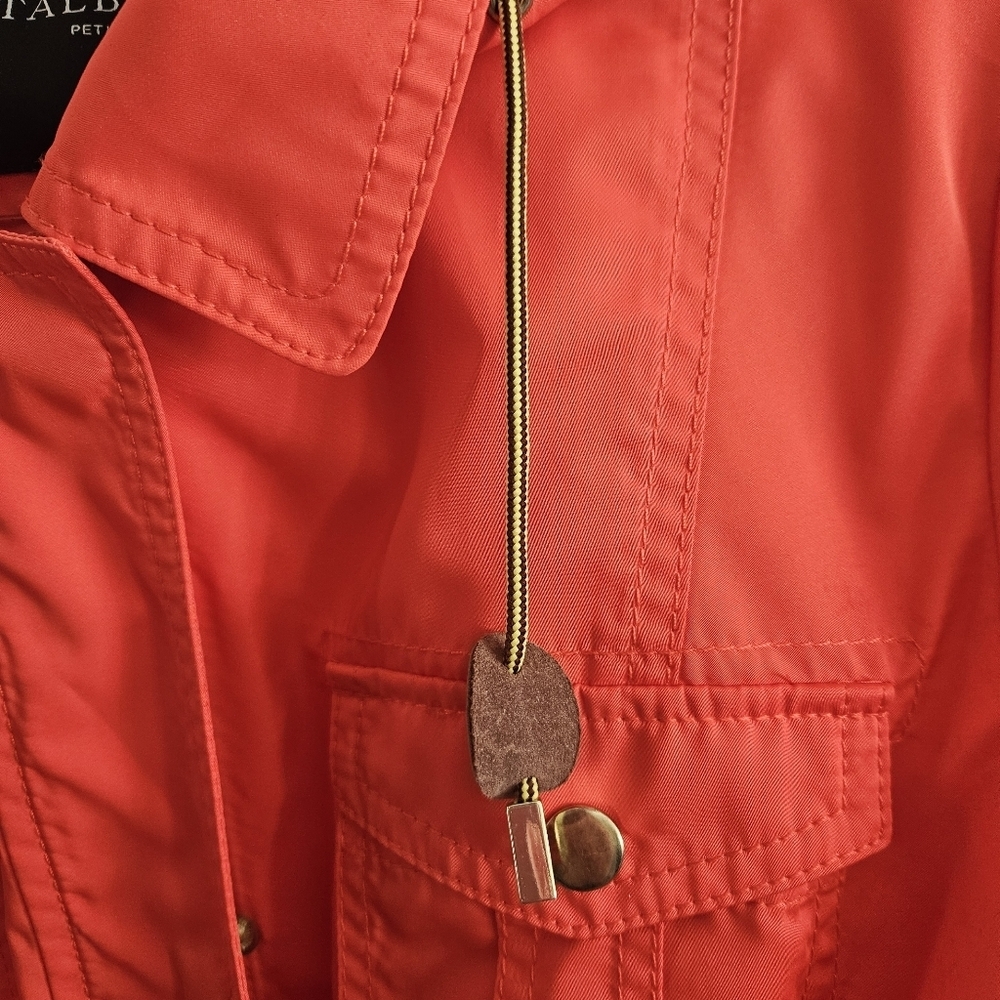 NWOT Talbots Petite Hooded Water Resistant Anorak Rain Jacket/Coat - Picture 11 of 16